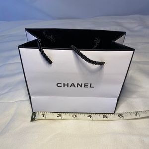 Chanel STORE shopping paper bag
5.5” x 4.5” x 2.5”
